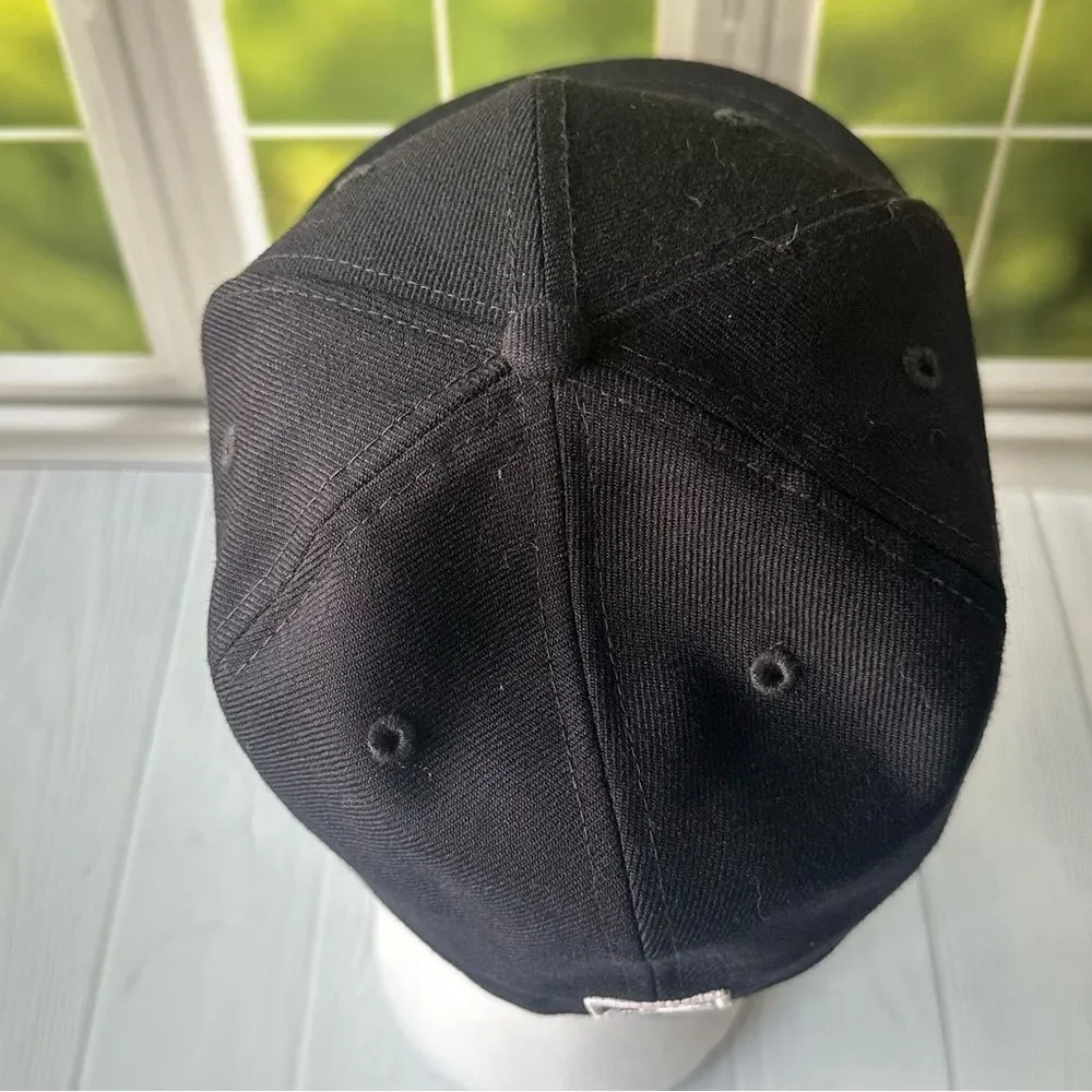 NY Yankees New Era 59FIFTY Fitted Black Cap Sz 7